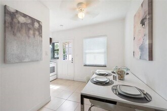 801 NE 19th Ave in Fort Lauderdale, FL - Building Photo - Building Photo