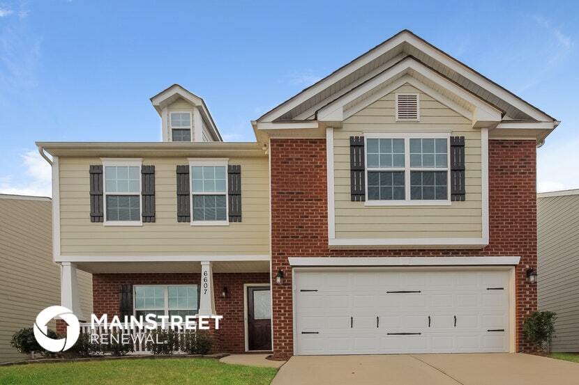 6607 Eastfield Park Dr in Charlotte, NC - Building Photo