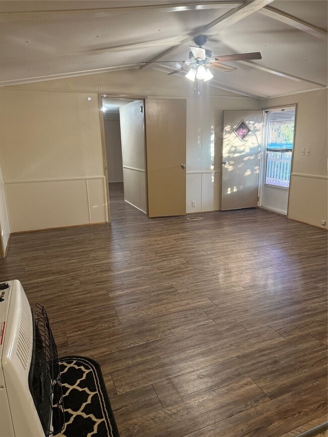 property at 10 Southwood Shores Dr