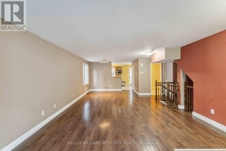 562 Reardon Private in Ottawa, ON - Building Photo - Building Photo