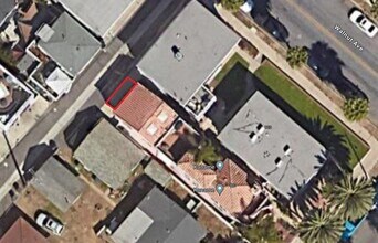 119 9th St in Huntington Beach, CA - Building Photo - Building Photo