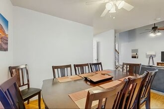 8149 S Clover Spring Ln in Cottonwood Heights, UT - Foto de edificio - Building Photo