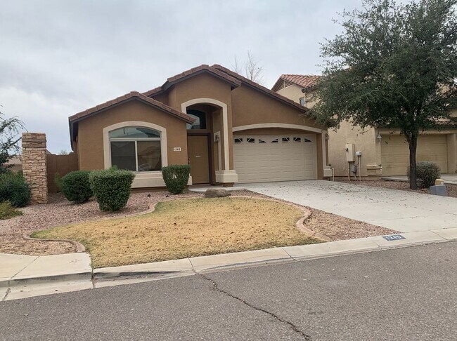 1345 W Corriente Dr in San Tan Valley, AZ - Building Photo - Building Photo