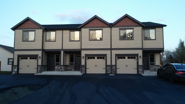 property at 419 N 11th St