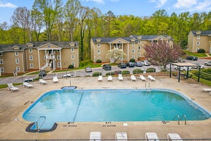 Woodfield Oaks Apartments in Wilkesboro, NC - Building Photo