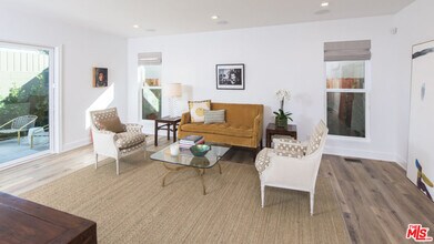 502 Huntley Dr in West Hollywood, CA - Building Photo - Building Photo