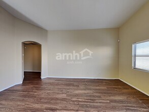 5073 E Butterweed Dr in Tucson, AZ - Building Photo - Building Photo