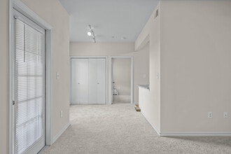 Cypress Creek Lakeline Blvd in Cedar Park, TX - Foto de edificio - Building Photo