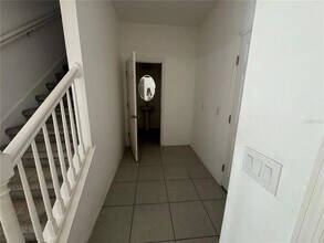 1236 Countrymen Ct in Apopka, FL - Building Photo - Building Photo
