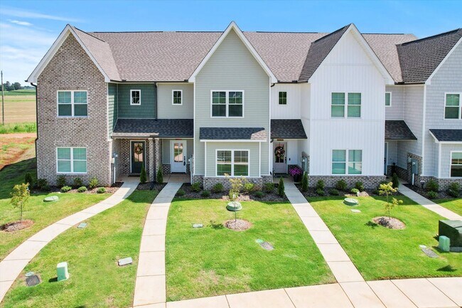 193 Susan Lynn Dr in Meridianville, AL - Building Photo - Building Photo