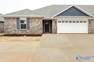 26480 Naomi Wy in Athens, AL - Building Photo