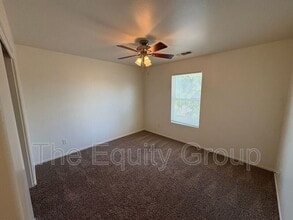 4247 S Cindy Ct in Visalia, CA - Building Photo - Building Photo