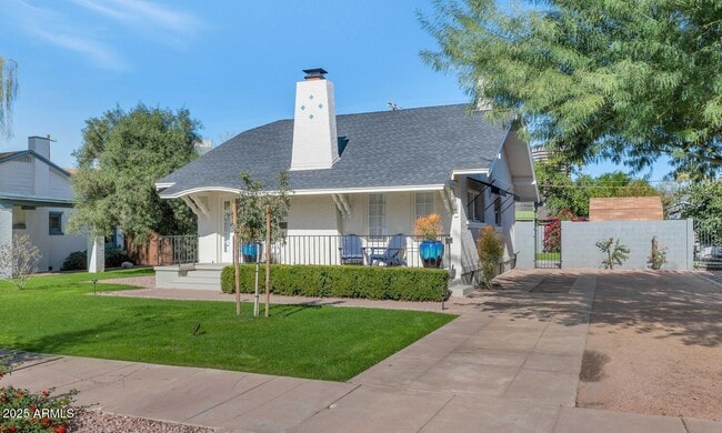 property at 60 E Hoover Ave