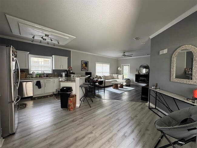 1376 NW 120th Way in Gainesville, FL - Building Photo - Building Photo