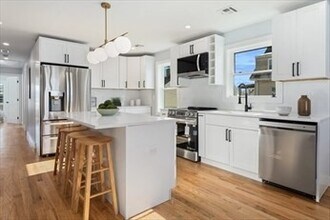 322-324 Pearl St in Malden, MA - Building Photo - Building Photo