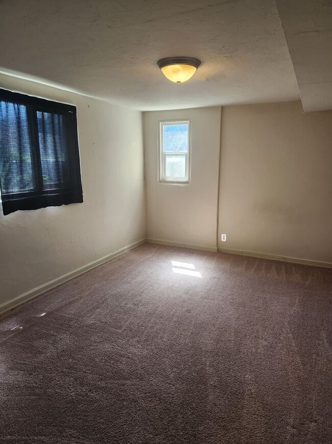 property at 1027 5th St