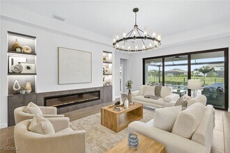 11279 Canopy Loop in Ft. Myers, FL - Building Photo - Building Photo
