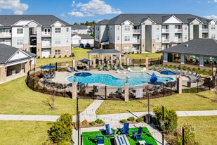 West Park in Fayetteville, NC - Building Photo