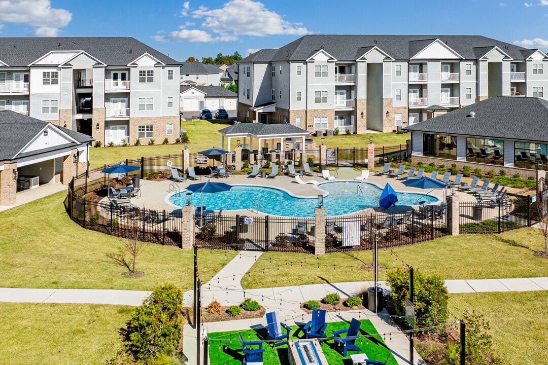West Park in Fayetteville, NC - Foto de edificio
