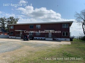 1407 Bayville St in Norfolk, VA - Building Photo