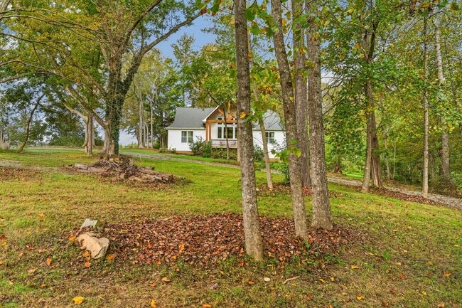 9464 Morrow Mill Rd in Mebane, NC - Building Photo - Building Photo