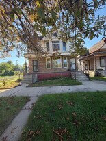 5205 Canton St in Detroit, MI - Building Photo