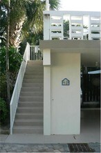 1202 Hillsboro Mile-Unit -4 B in Hillsboro Beach, FL - Building Photo - Building Photo