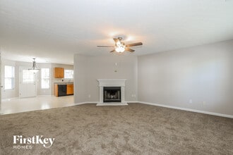 7008 Setters Way in Stonecrest, GA - Foto de edificio - Building Photo