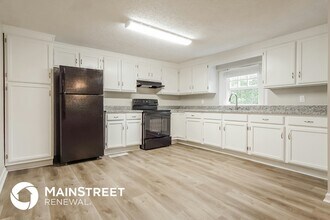 2112 Headrick Rd in Bessemer, AL - Building Photo - Building Photo