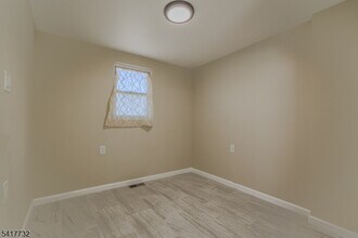 15 Crown St in Newark, NJ - Building Photo - Building Photo