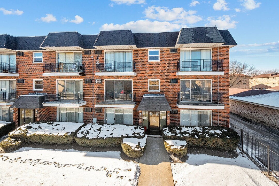 11934 S Ridgeway Ave, Unit 2C in Alsip, IL - Foto de edificio