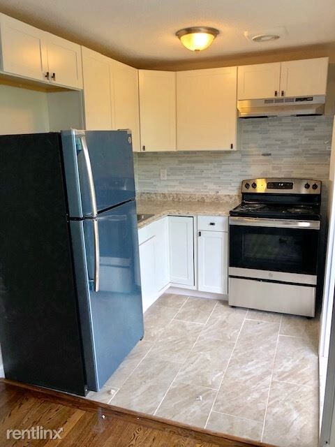 32 Old Foxon Rd-Unit -Apt 45 in East Haven, CT - Building Photo