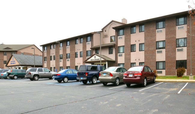 AHEPA 110 ISenior Apartments in Norwich, CT - Building Photo - Building Photo