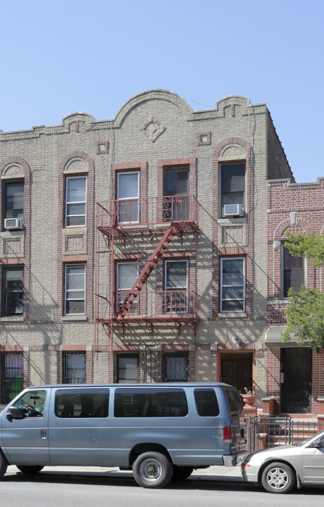 1018 New York Ave in Brooklyn, NY - Building Photo