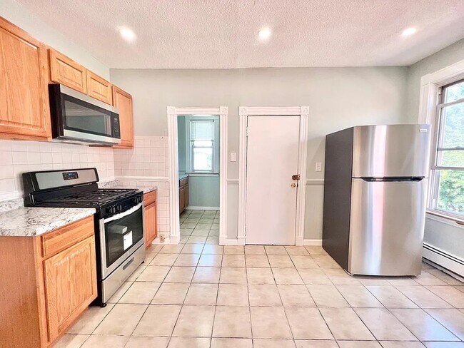 property at 12 Havelock St