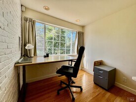 1139 Petra Dr in Napa, CA - Building Photo