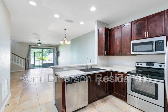 13938 Dove Wing Ct in Orlando, FL - Building Photo - Building Photo
