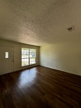 5706 Glen Meadow Dr in Austin, TX - Building Photo - Building Photo