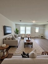 25431 Birch St in Cleveland, TX - Building Photo