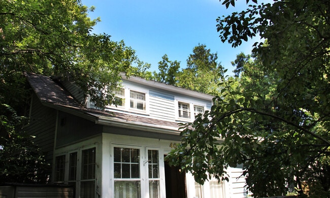 406 Colchester Ave in Burlington, VT - Building Photo - Building Photo