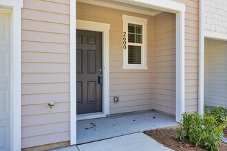 2600 Coventry St SW in Atlanta, GA - Building Photo - Building Photo