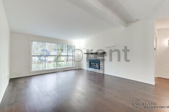 1249 149th Pl SE in Bellevue, WA - Building Photo - Building Photo