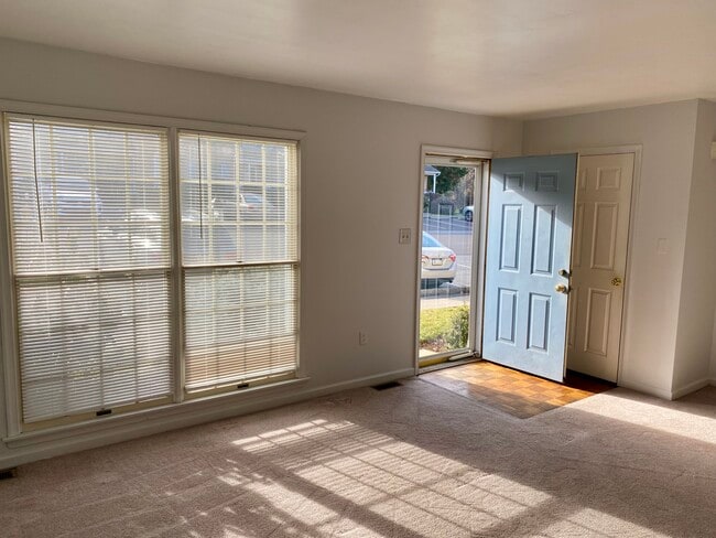 1514 Ravena St, Unit X in Bethlehem, PA - Building Photo - Building Photo