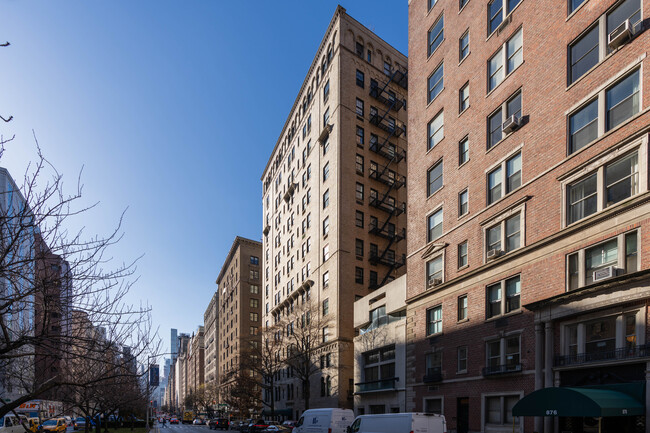 860 Park Ave in New York, NY - Building Photo - Building Photo