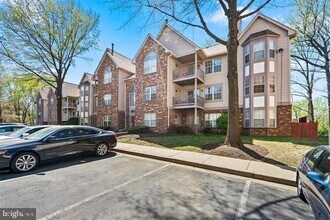 9716 Lake Point Ct in Upper Marlboro, MD - Building Photo - Building Photo
