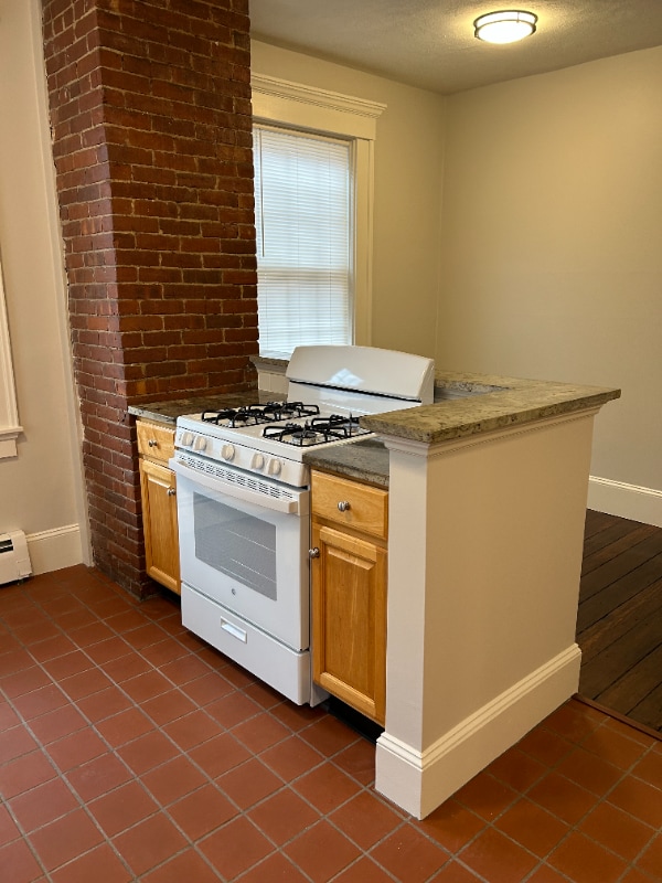 24 King St in East Greenwich, RI - Building Photo - Building Photo