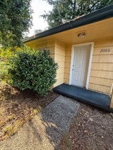 2086 McPherson Ave in North Bend, OR - Building Photo - Building Photo