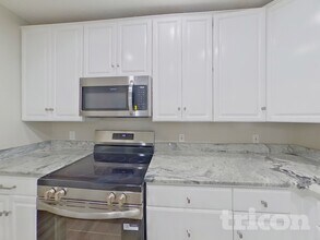 3016 W Robson St in Tampa, FL - Building Photo - Building Photo