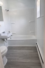 85 Pearl St in Claremont, NH - Foto de edificio - Building Photo