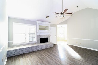 5921 Pecan Trce in Memphis, TN - Building Photo - Building Photo